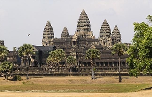 ทัวร์กัมพูชา เสียมเรียบ - นครวัด - นครธม - โตนเลสาบ
